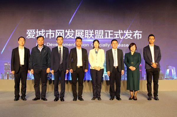）解锁创意与共享的新纪元 在当今这个信息爆炸、数字化飞速发展的时代，互联网成为了连接世界每一个角落的重要桥梁。而在这片浩瀚的网络海洋中，strong>万象之海·千姿百态万众图库免费网站入口